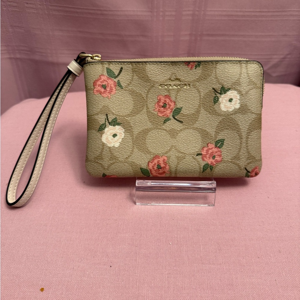 NWOT Coach Tan and Pink Floral Wristlet